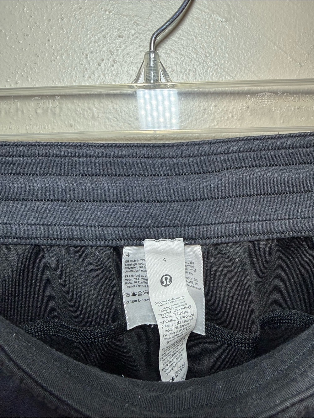 lululemon athletica Women’s Charcoal Athletic Drawstring Shorts - Picture 3 of 3